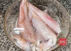 土豆粉蒸鱿鱼的做法图解1