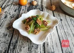 西芹拌桃仁的做法图解11