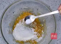 Illustration of how to make homemade white radish pancakes with zero basic knowledge, just stir and succeed 7