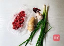 爆炒牛肉的做法图解1