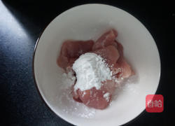 花菜木耳炒肉片的做法图解5