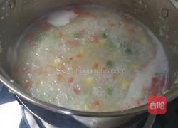 胡萝卜玉米豌豆肉沫粥的做法图解3