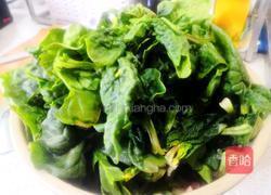 姜汁菠菜的做法图解1