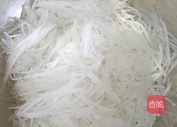 炸萝卜丸子的做法图解1