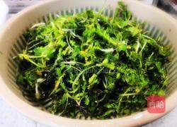 荠菜蛋花汤的做法图解1