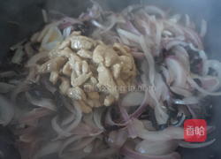 洋葱木耳炒肉丝的做法图解11