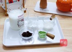 斑斓奶冻的做法图解1