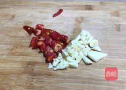 腊肉炒包菜的做法图解3