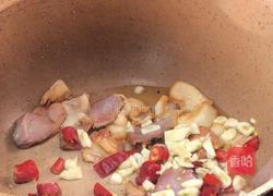 腊肉炒包菜的做法图解5