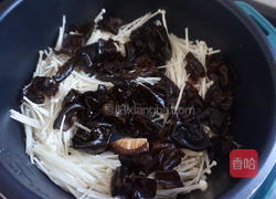  清炒什锦菌菇的做法图解4