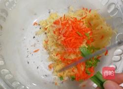鸡蛋土豆饼的做法图解3
