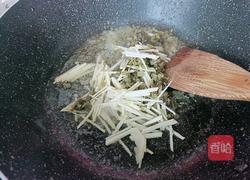 炒雪菜笋丝豆瓣的做法图解4