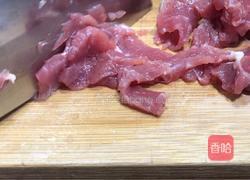 酸汤牛肉片的做法图解1