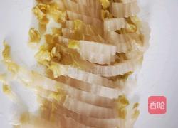 土豆酸菜馅饺子的做法图解3