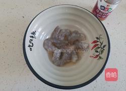 山药炒虾仁的做法图解1