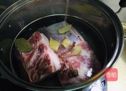 梅菜扣肉的做法图解1