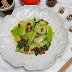 枸杞炒上海青的做法[图]