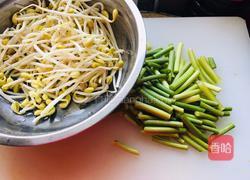 红烧肉烩菜的做法图解1