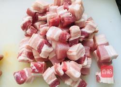 红烧肉烩菜的做法图解3