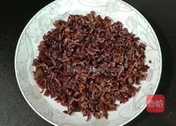 胡萝卜木耳蛋炒饭的做法图解2