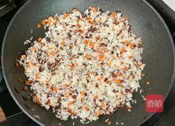 胡萝卜木耳蛋炒饭的做法图解11