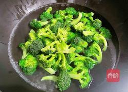 干贝虾米炒西兰花的做法图解4