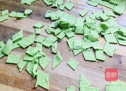 蒜汁菠菜面片的做法图解6