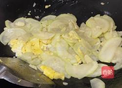 鸡蛋炒西葫芦的做法图解9