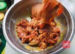 木耳西芹炒过油肉的做法图解5