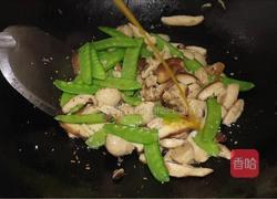 香菇炒荷兰豆的做法图解9