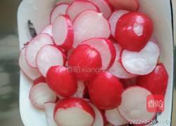 凉拌樱桃小萝卜的做法图解3