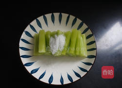 凉拌莴笋的做法图解3