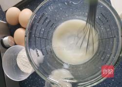 戚风蛋糕的做法图解2