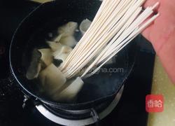 鸡汤云吞面的做法图解3
