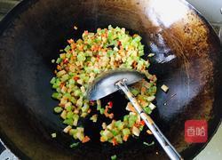 酱油炒饭的做法图解6