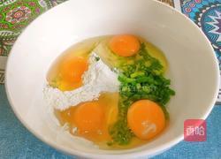 槐花鸡蛋饼子的做法图解5