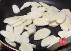 蚝油茭白的做法图解1