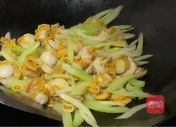 芹菜炒扇贝的做法图解6