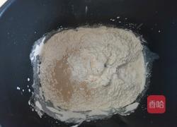 淡奶油毛毛虫面包的做法图解3