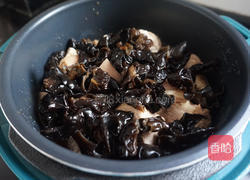 木耳炖肉 的做法图解7
