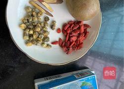 罗汉果菊花膏撞奶的做法图解1