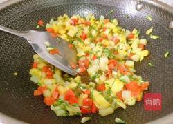 槐花菠萝炒饭的做法图解9
