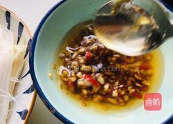 手撕鸡脯肉的做法图解1