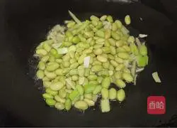 Illustration of how to make soy-flavored edamame 3