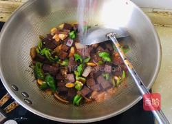 青椒炒猪血的做法图解10
