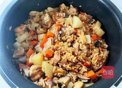 香菇鸡腿肉焖饭的做法图解14