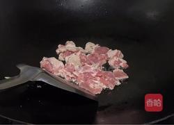 丝瓜炒肉片的做法图解2