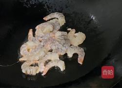 虾仁炒黄瓜的做法图解1