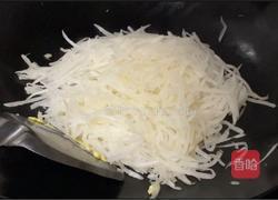 鸡蛋炒白萝卜丝的做法图解6