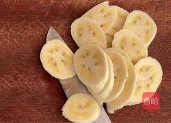 草莓香蕉酸奶杯的做法图解5